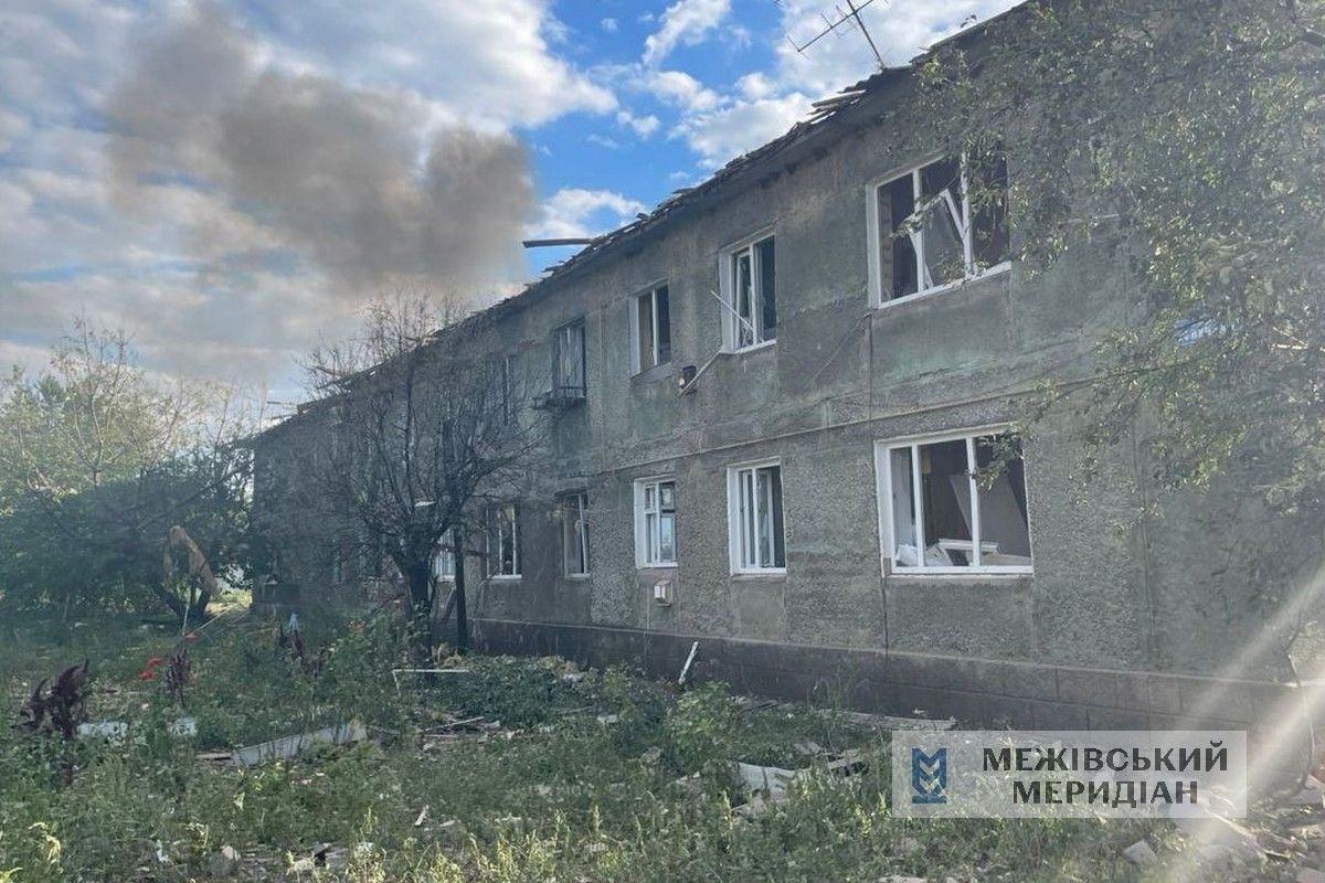 14 серпня росіяни вдарили КАБами по Межівській громаді 14 серпня росіяни вдарили КАБами по Межівській громаді