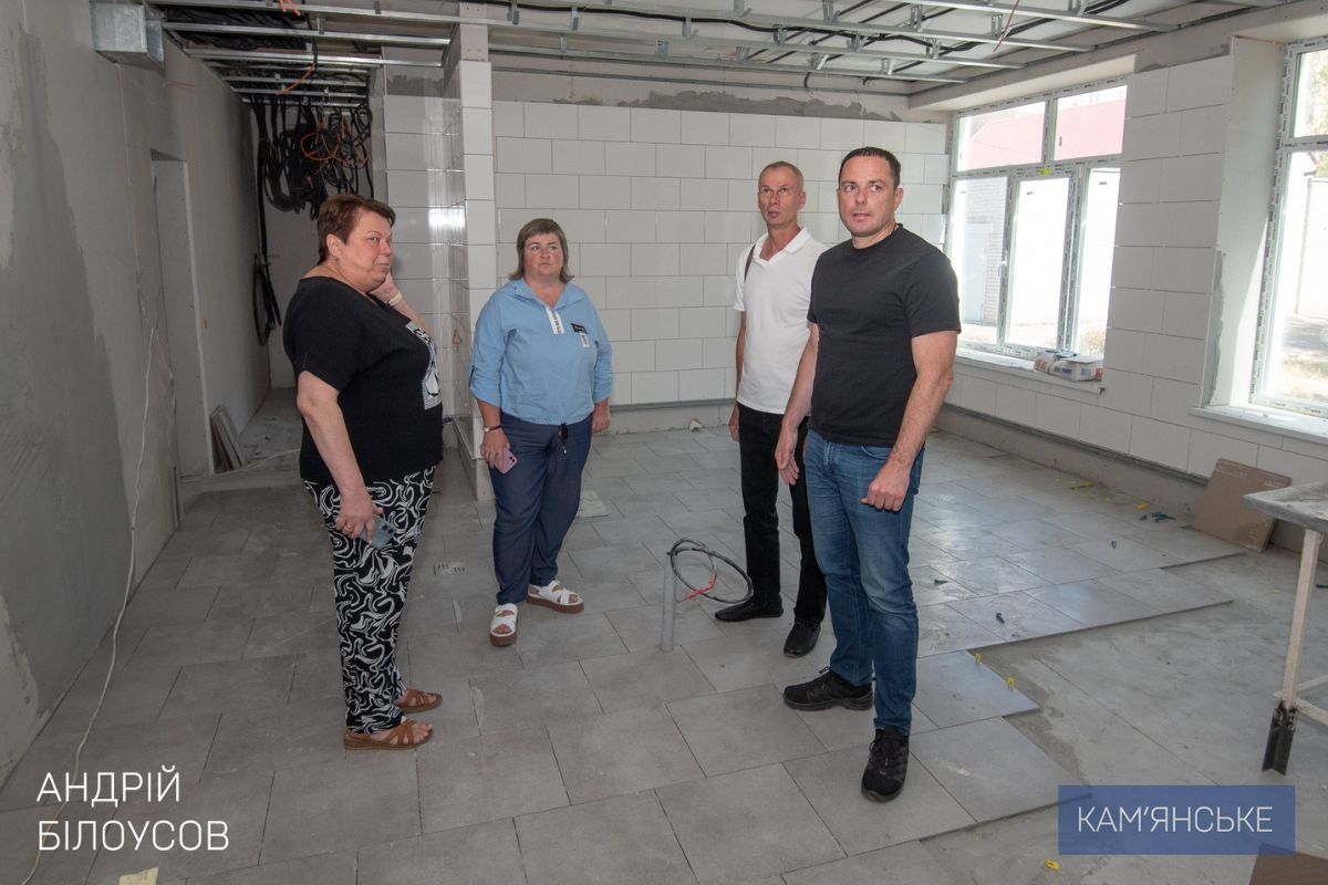 В школах и детских садах города обновляют материально-техническую базу, проводят ремонты и создают комфортные и безопасные условия для детей.