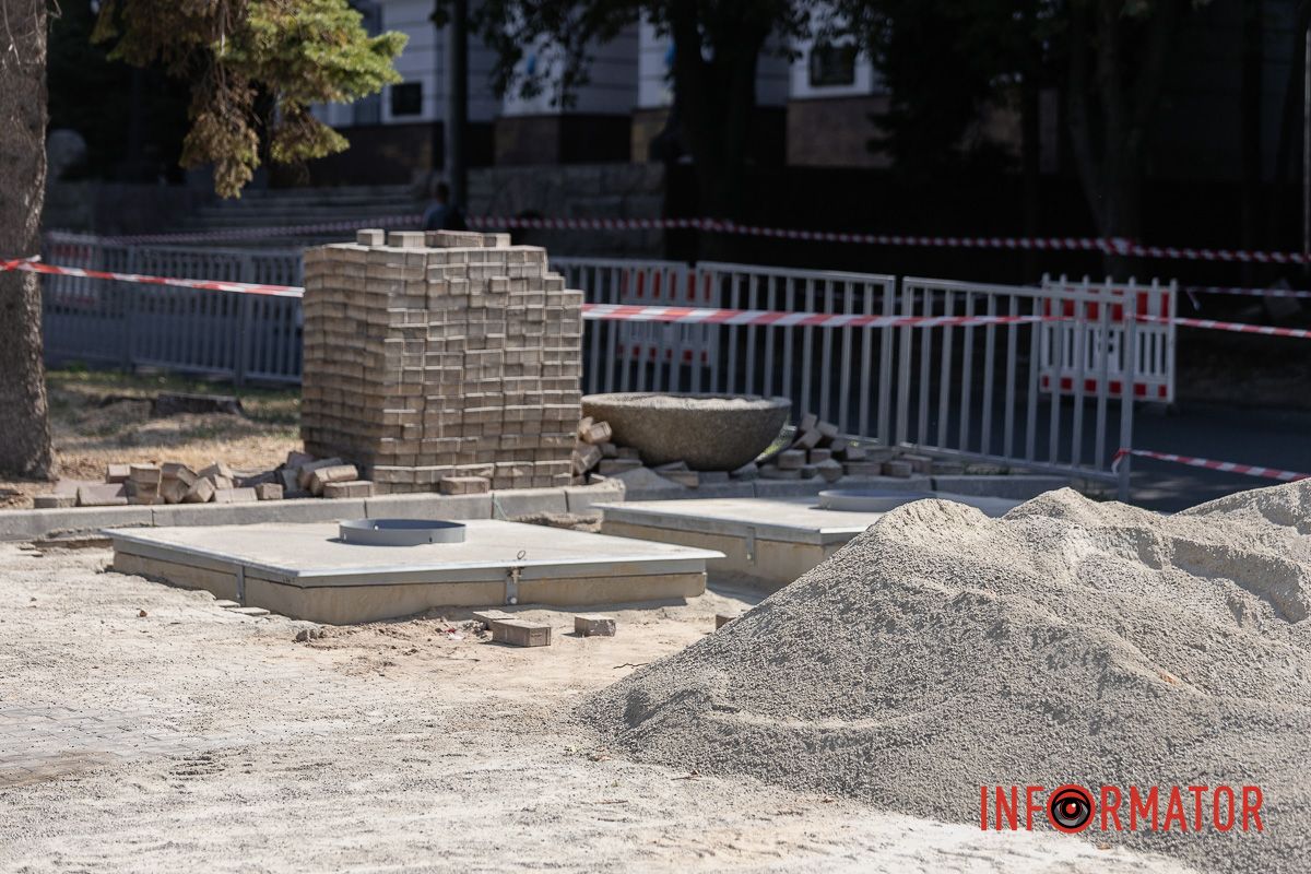 У Дніпрі на проспекті Дмитра Яворницького з’явилися підземні баки 8