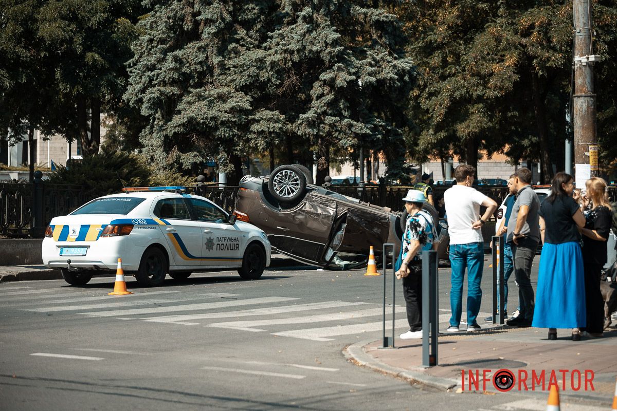 Поліція працює