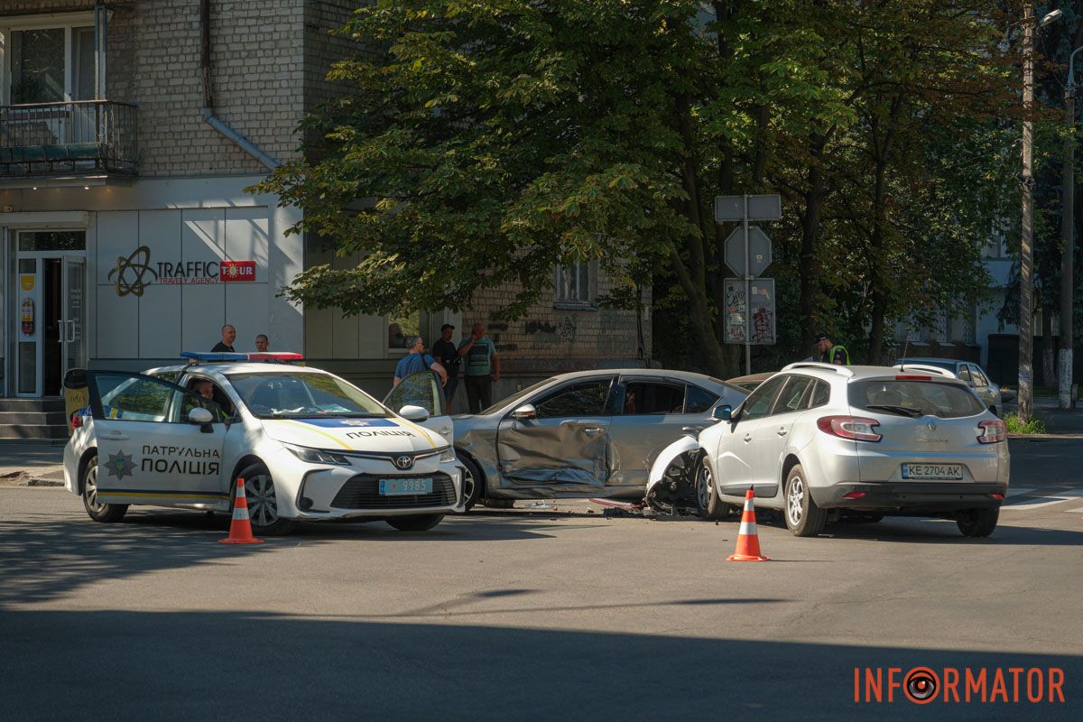 Учасниками стали одразу три авто