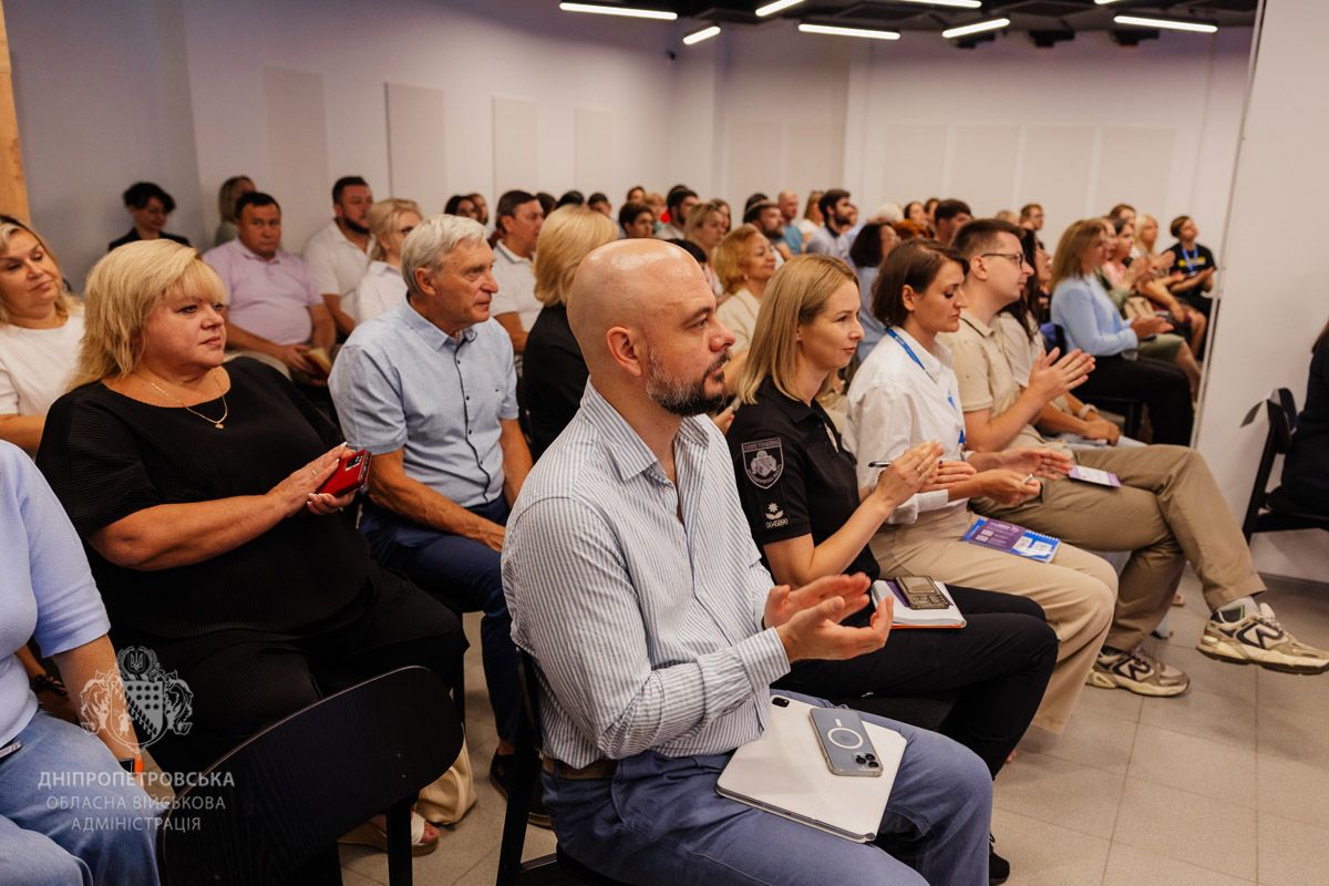 Слова, що єднають: у Дніпрі говорили про безбар’єрні комунікації 1