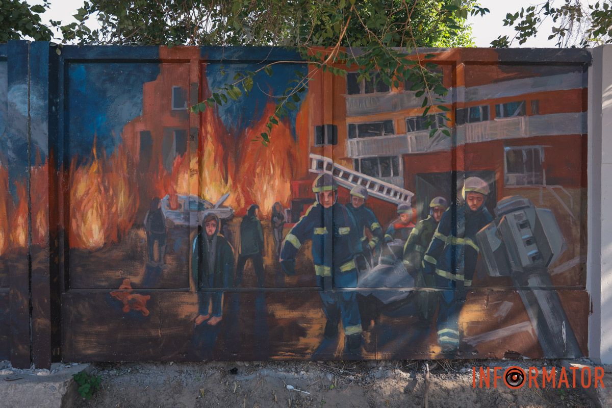 Первыми приезжают на место атаки