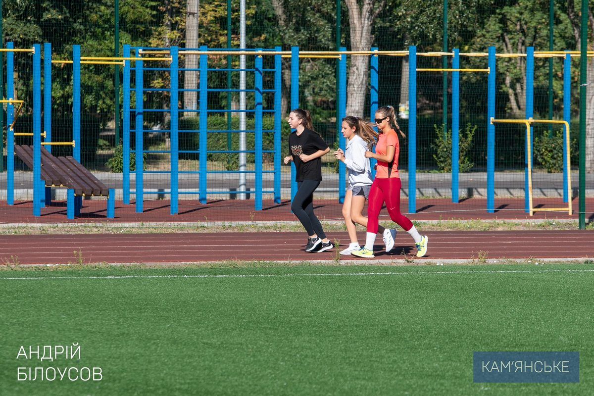 Вони розташовані у різних районах: у Карнаухівці, на Соцмісті по проспекту Конституції У Кам’янському перевірили санітарний та технічний стан спортивних комплексів 2