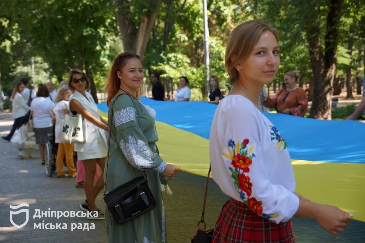 К акции присоединились педагоги и молодежь города