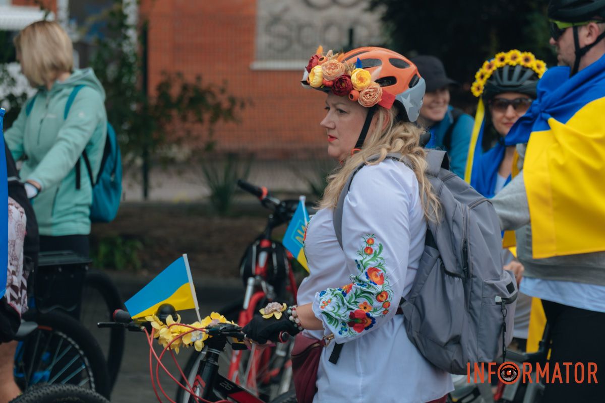 В честь Дня Независимости Украины: в Днепре состоялся патриотический вело- и автопробег 36