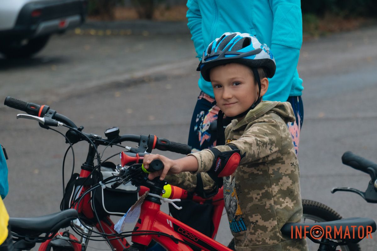 В честь Дня Независимости Украины: в Днепре состоялся патриотический вело- и автопробег 27