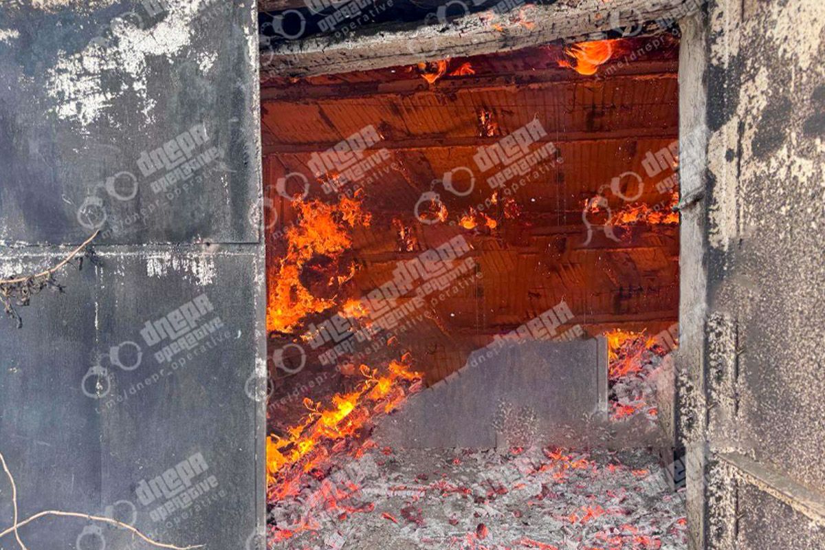 Мужчина поджег сено и ранил ножом 5 человек Пятеро пострадавших: при задержании в Днепропетровской области застрелили 42-летнего мужчину, который с ножом бросался на местных, спасателей и полицию