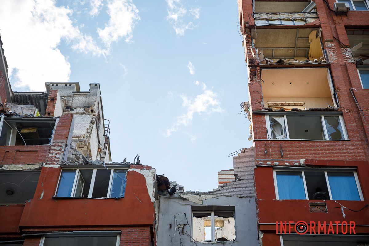 У проєкті передбачено масштабний демонтаж Пошкоджений ракетою будинок на Виконкомівській у Дніпрі хочуть відновити за понад 49 мільйонів гривень 5