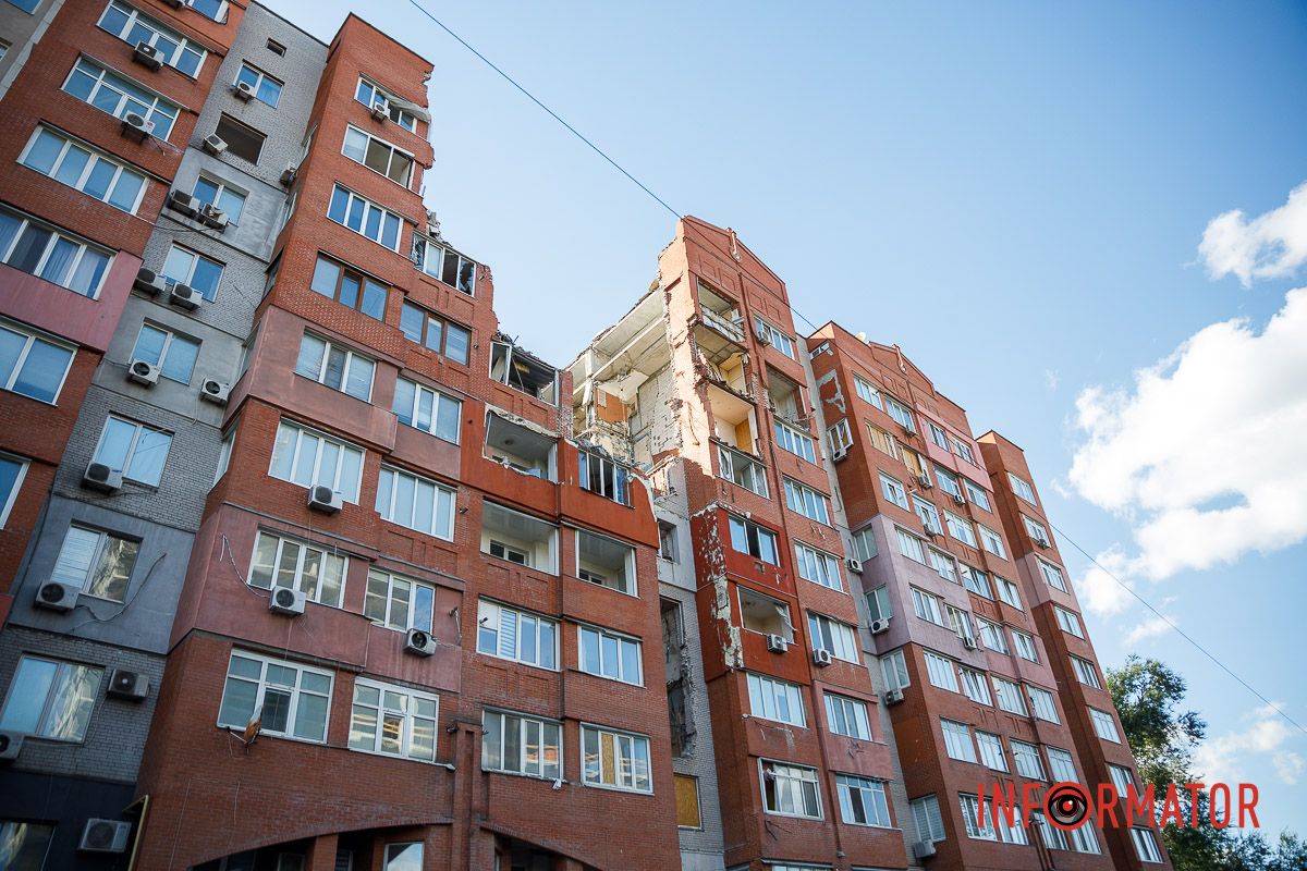 Там передбачене нове штукатурення, шпаклювання та фарбування Пошкоджений ракетою будинок на Виконкомівській у Дніпрі хочуть відновити за понад 49 мільйонів гривень 12