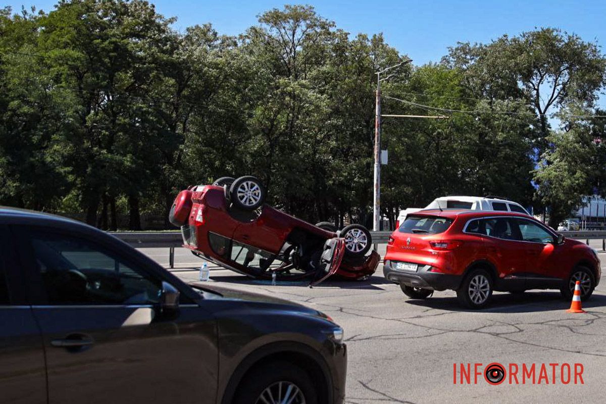 Попередньо, у нього забій грудної клітини