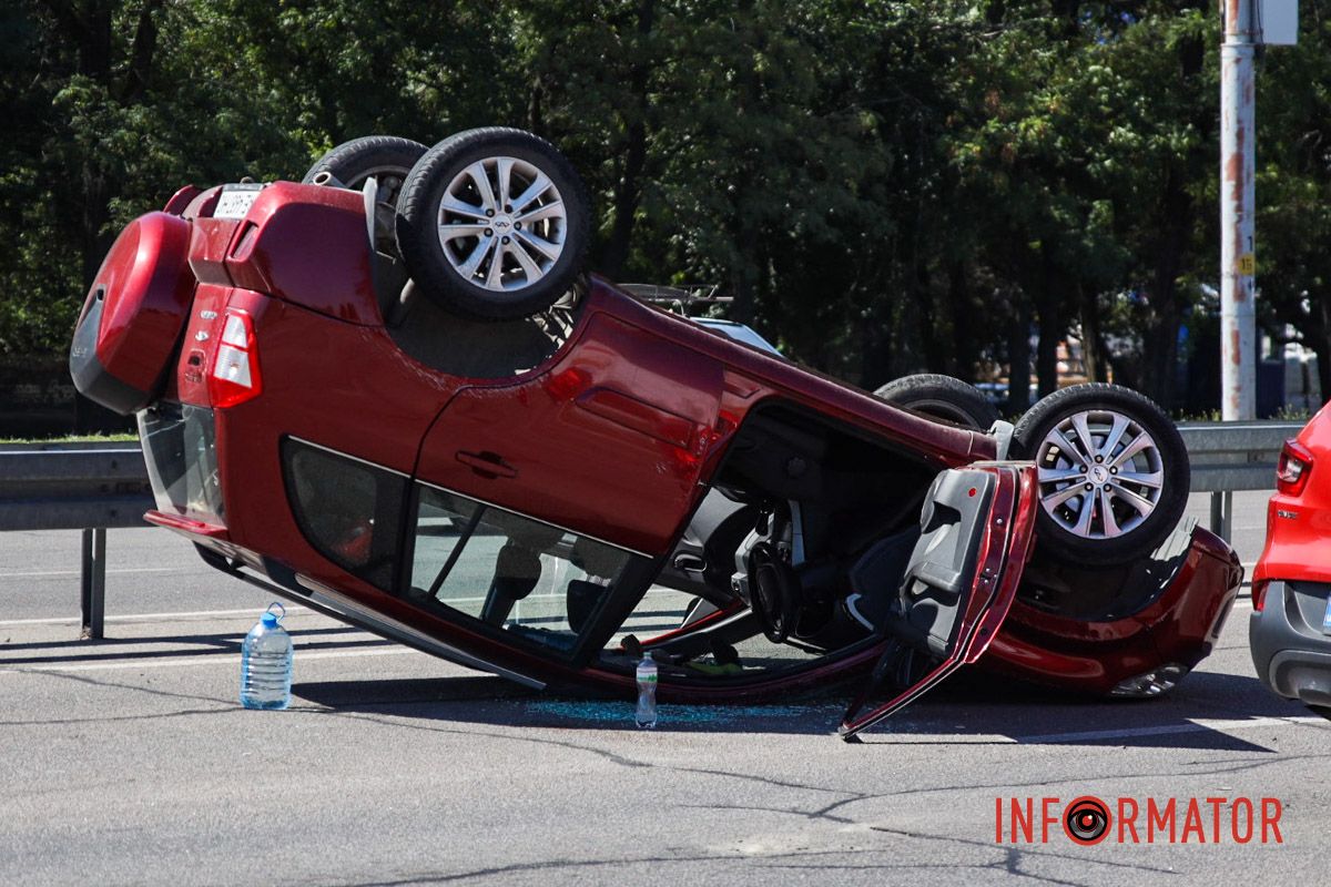 У пʼятницю, 29 серпня, у Дніпрі на Запорізькому шосе сталася аварія