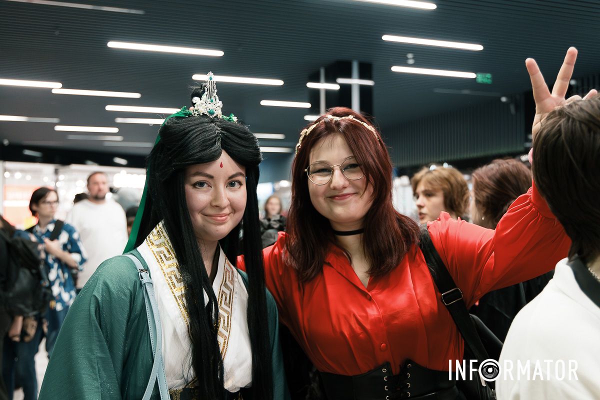 Впечатляли яркими костюмами любимых героев Впечатляли яркими костюмами любимых героев