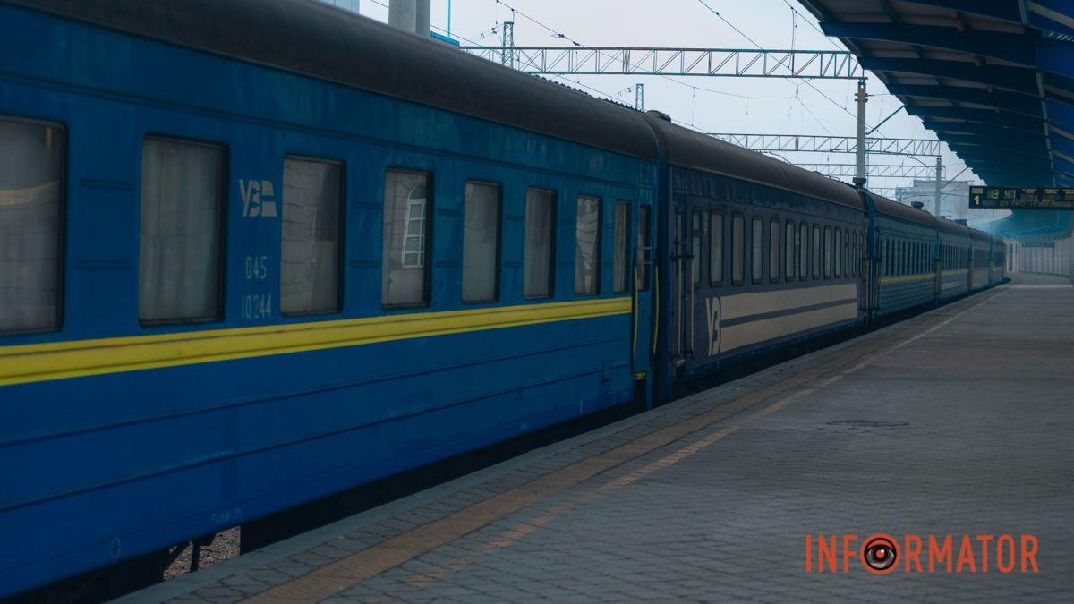 С опозданием до 7 часов: в Украине из-за российской атаки задерживаются поезда в Днепр