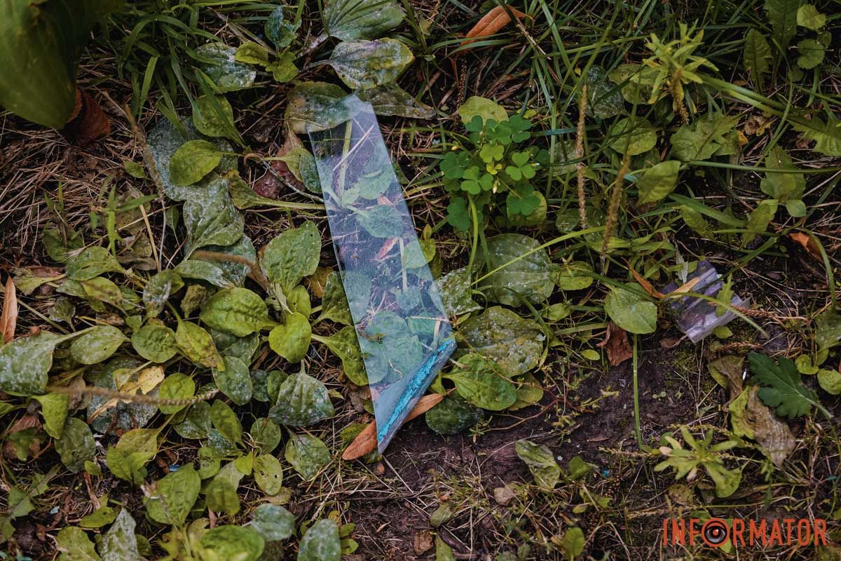 Вибите скло та пошкоджені будинки: як виглядає місце ворожої атаки у Дніпрі 2