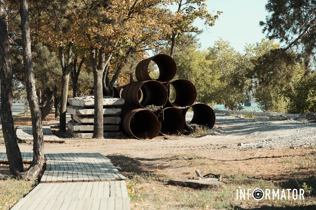 В Днепре реконструкция водопровода по улице Солнечная Набережная уже на завершающем этапе Это Hennessy или капучино: в Днепре завершают реконструкцию водопровода за 139 миллионов гривен по Солнечной Набережной.