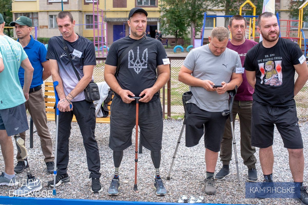 У Кам'янському відкрили сучасний майданчик для гри у петанк та провели змагання ветеранів 2