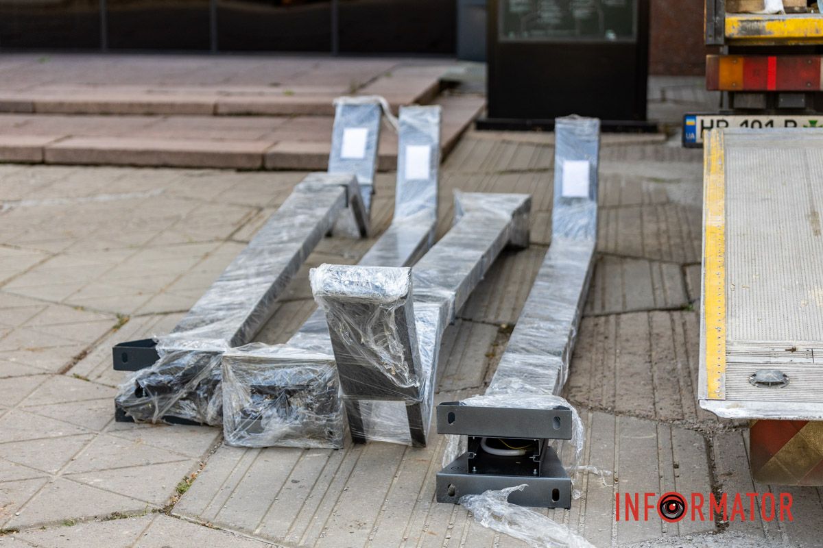 В Днепре близ исторического музея устанавливают памятник: кому он посвящен 6