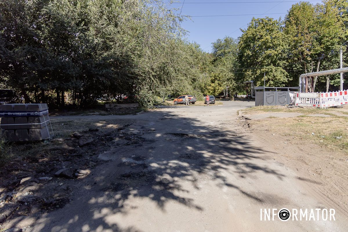 У Дніпрі на Мозолевського та Козака Мамая працює спецтехніка: що відбувається 4