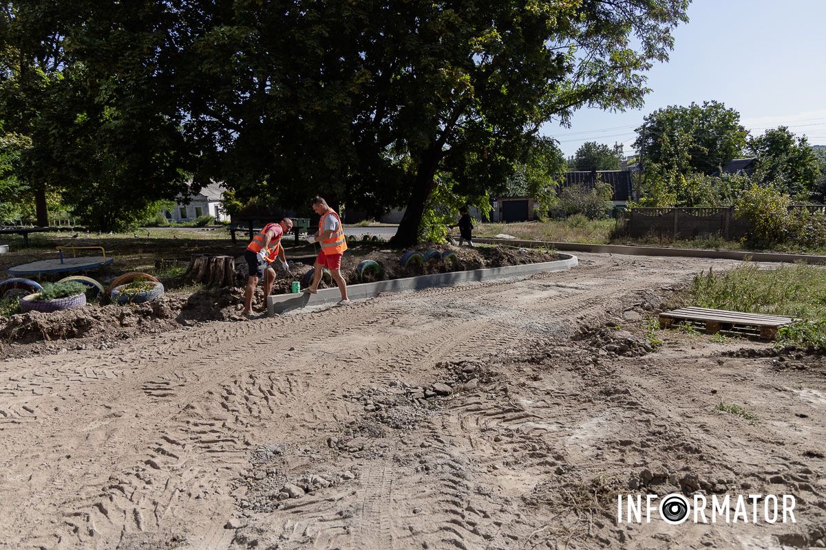 У Дніпрі на Мозолевського та Козака Мамая працює спецтехніка: що відбувається 14