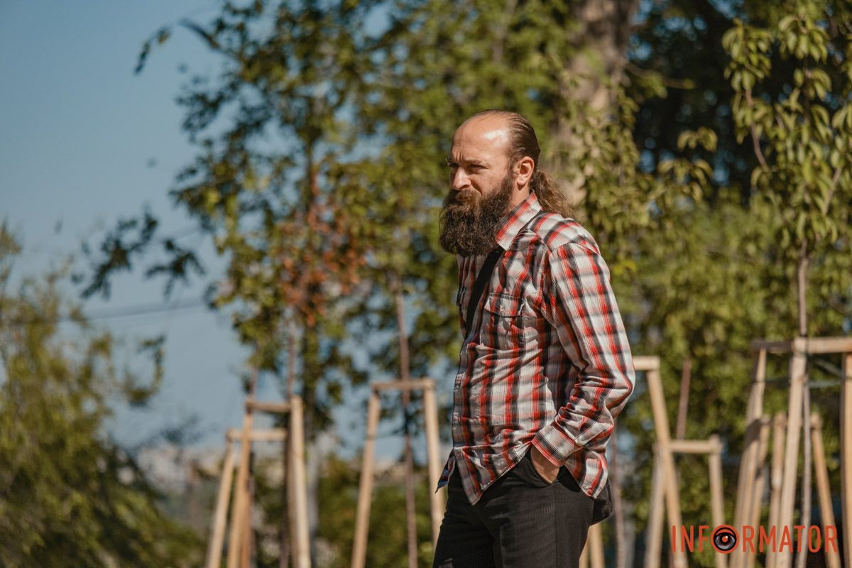 Улыбки, объятия и игры: как жители Днепра проводят День города – истории в фото 13