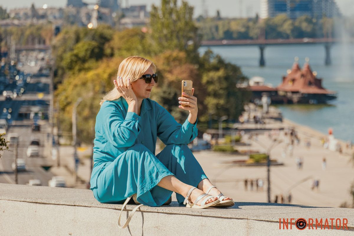 Улыбки, объятия и игры: как жители Днепра проводят День города – истории в фото 33