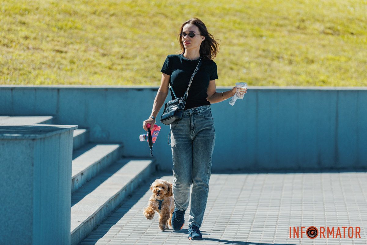 Улыбки, объятия и игры: как жители Днепра проводят День города – истории в фото 6