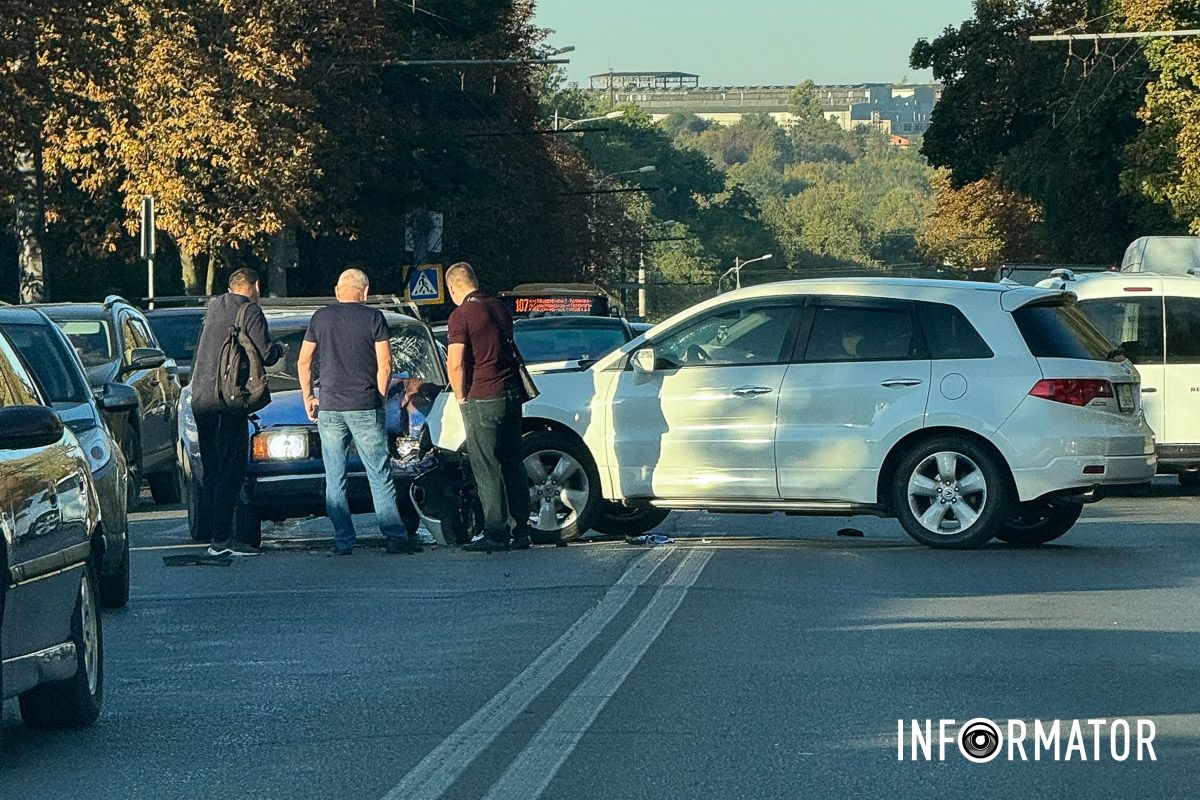 Движение сильно затруднено