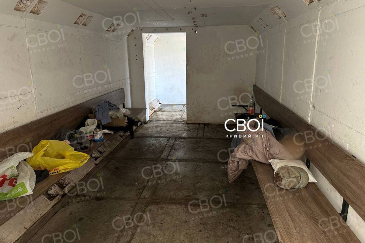 У Кривому Розі в модульному укритті знайшли мертвим чоловіка 2