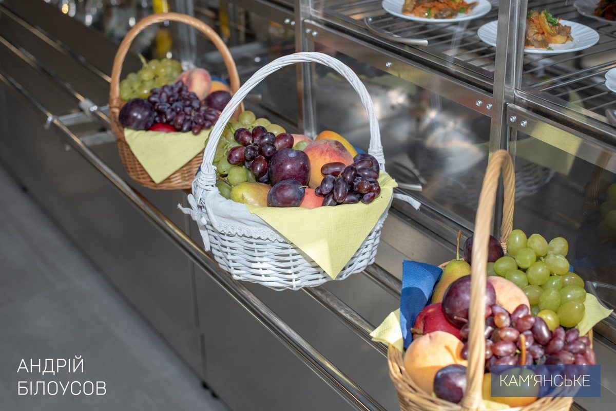 Виконали ремонт внутрішніх приміщень, встановили новітнє обладнання До Дня міста у Кам’янському відкрили оновлений харчоблок у Ліцеї 4