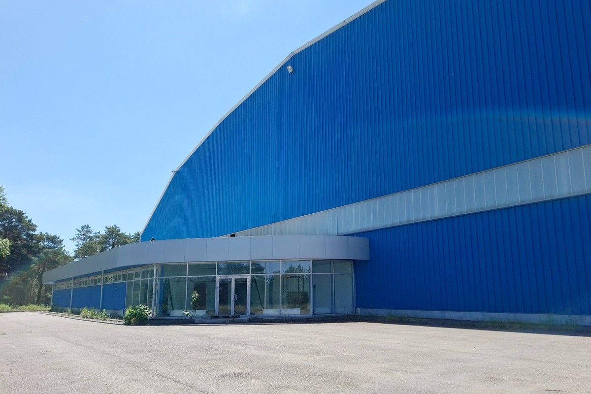 Тренировочная база с манежем в Приднепровске