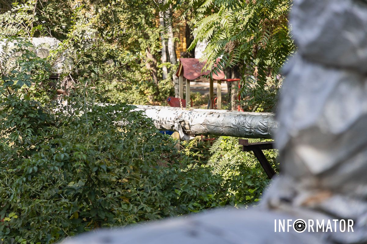 Також ви можете повідомляти нам про подібні випадки Як у Дніпрі йде підготовка до опалювального і чи дійсно «роботи виконали на 90%» 16