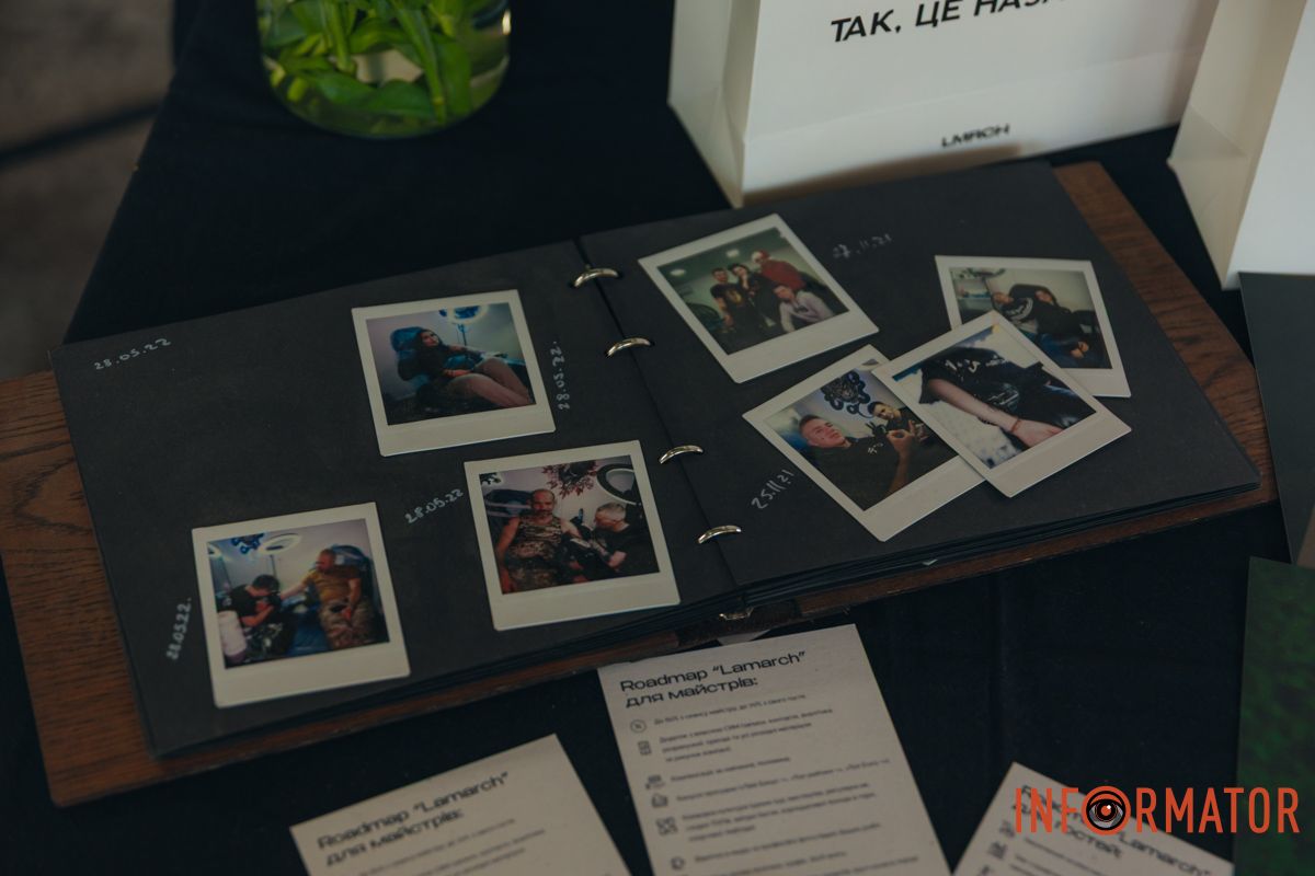 Реквизиты были в разрушенной многоэтажке: в Днепре мастер из Николаева принимает участие в фестивале Tattoo Convention 3