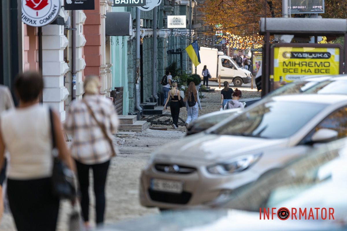 Разрыт центр и песчаные тропы: в Днепре на проспекте Яворницкого начали новый участок создания маршрута безбарьерности 2