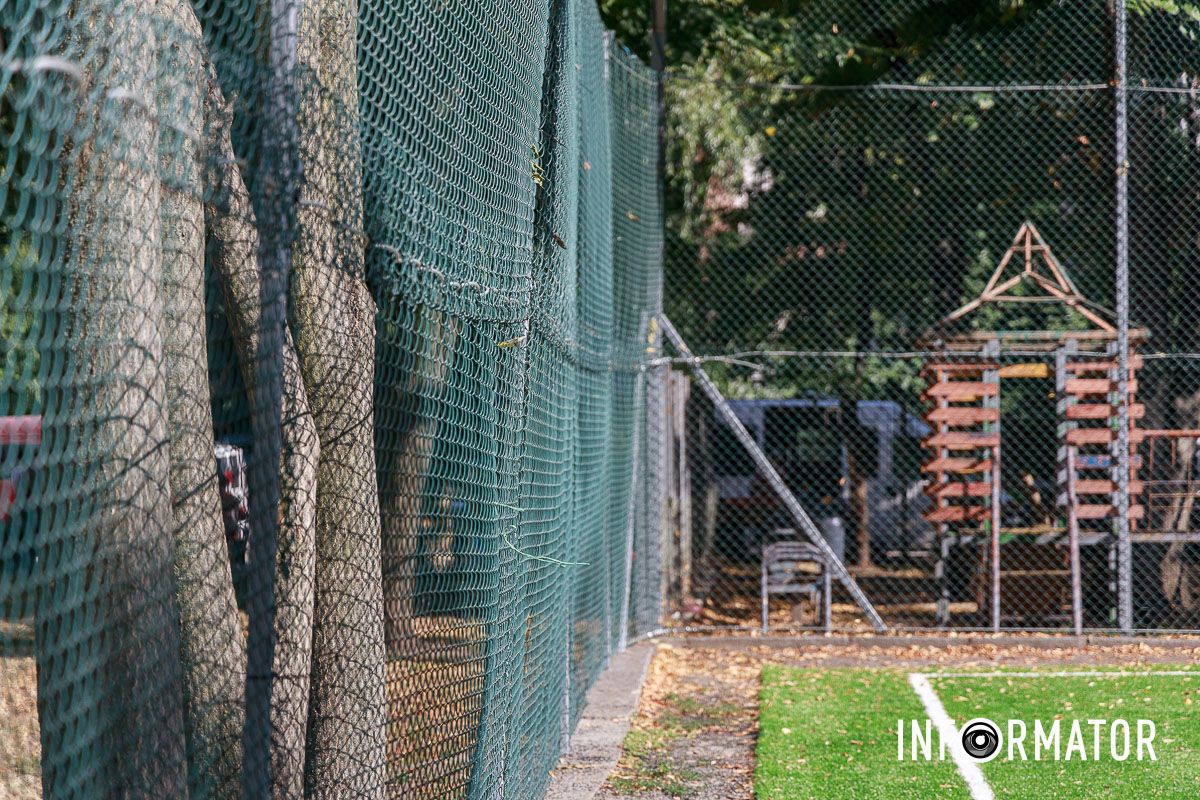 Ремонт стоил три миллиона гривен В Днепре в сквере Янгеля за 3 миллиона обновили футбольное поле: как оно выглядит после ремонта 3