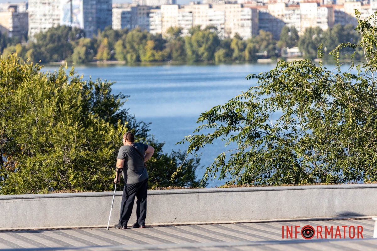 Как выглядит осенний парк Шевченко в Днепре: фоторепортаж Информатора 8