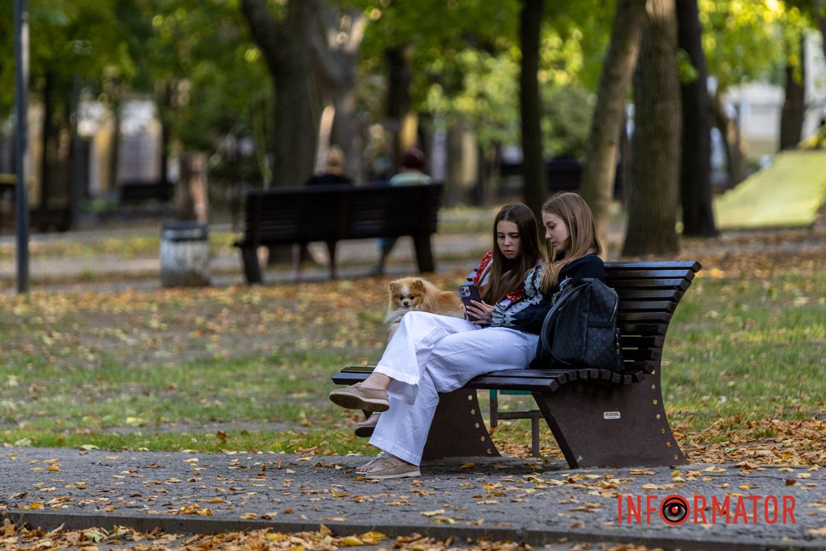 Как выглядит осенний парк Шевченко в Днепре: фоторепортаж Информатора 20