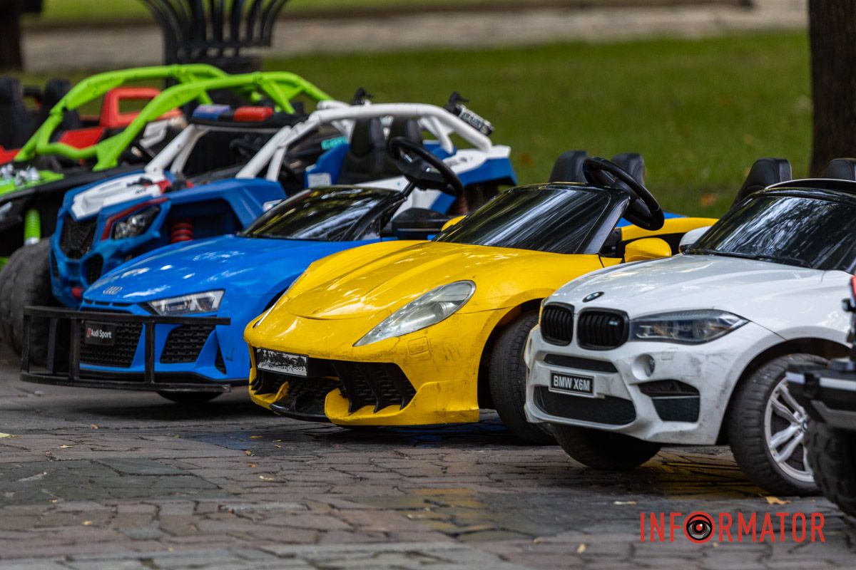 Как выглядит осенний парк Шевченко в Днепре: фоторепортаж Информатора 24