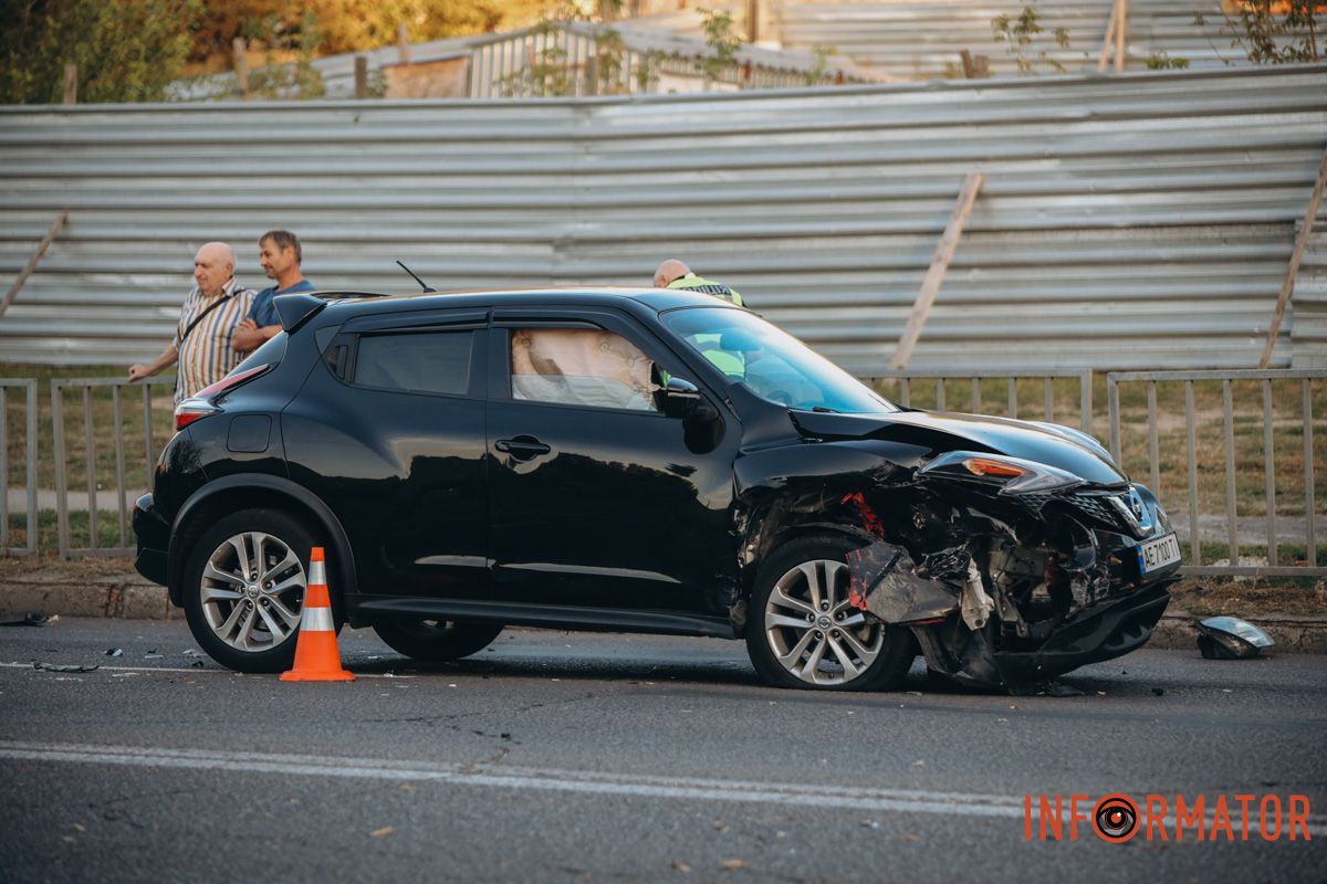 В обох автомобілях спрацювали подушки безпеки