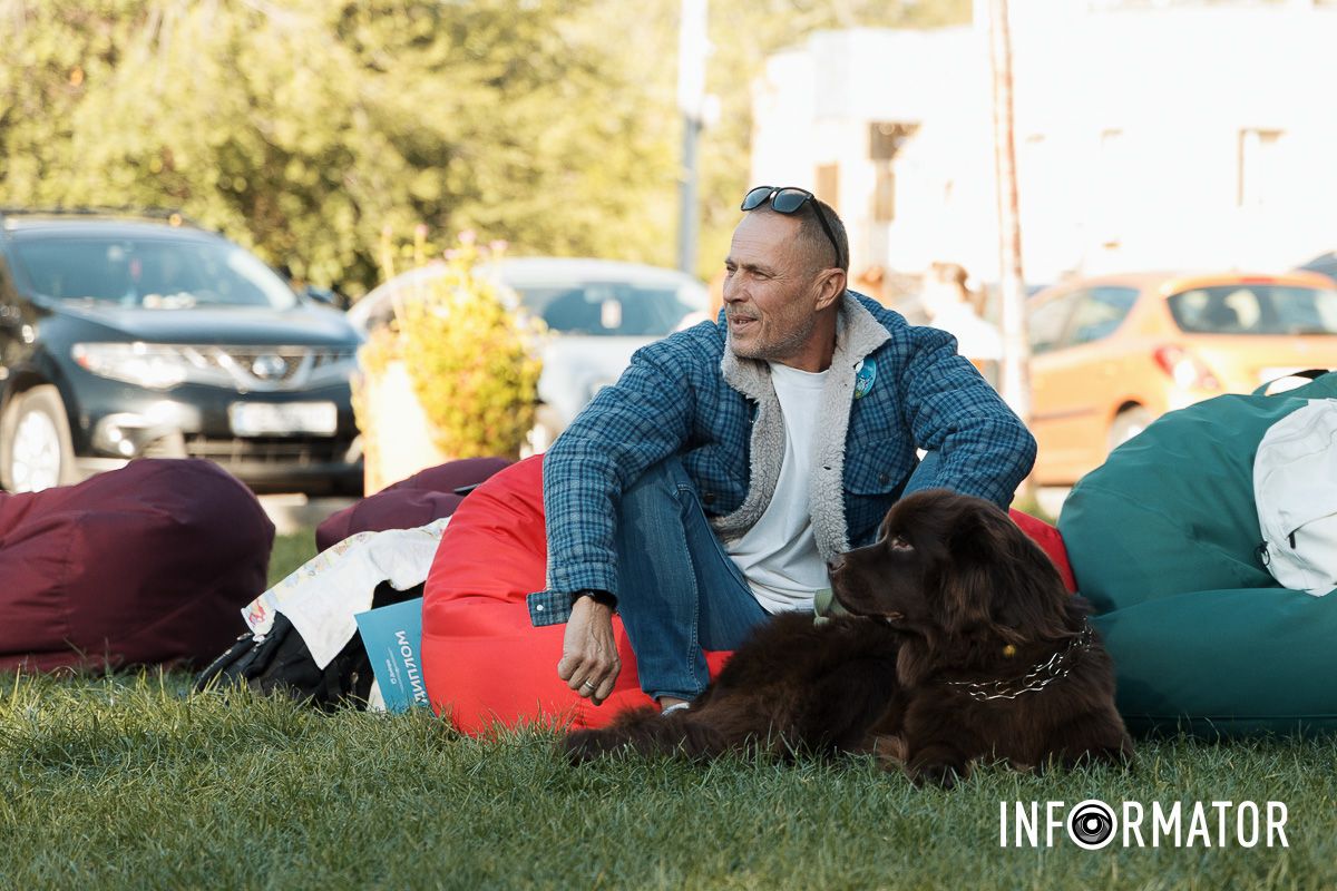 Дефіле собак, фотозони та море позитиву: у Дніпрі пройшов “Гав-Гав Фест – 2025” 14