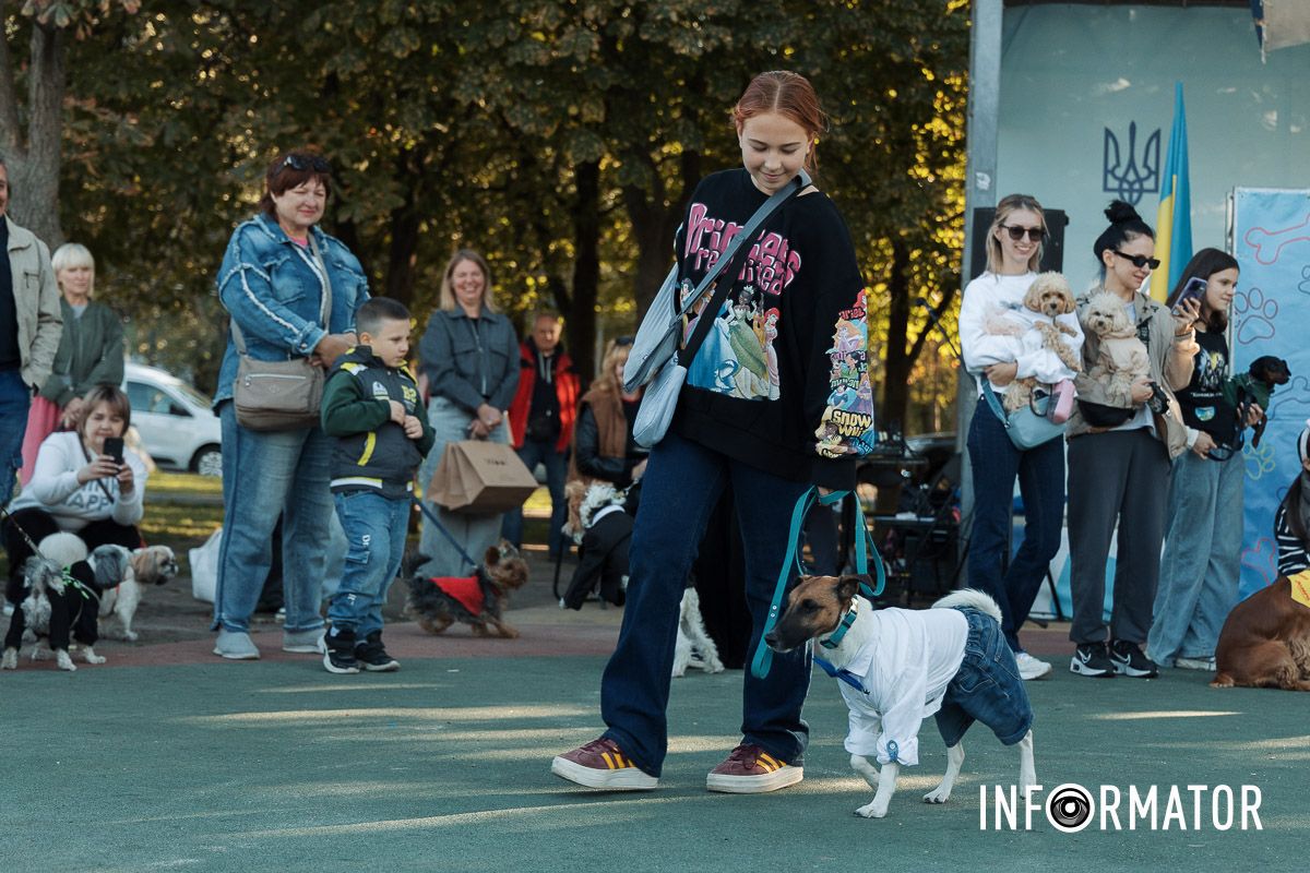 Дефіле собак, фотозони та море позитиву: у Дніпрі пройшов “Гав-Гав Фест – 2025” 34