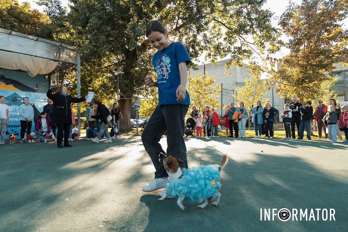 Дефіле собак, фотозони та море позитиву: у Дніпрі пройшов “Гав-Гав Фест – 2025” 35