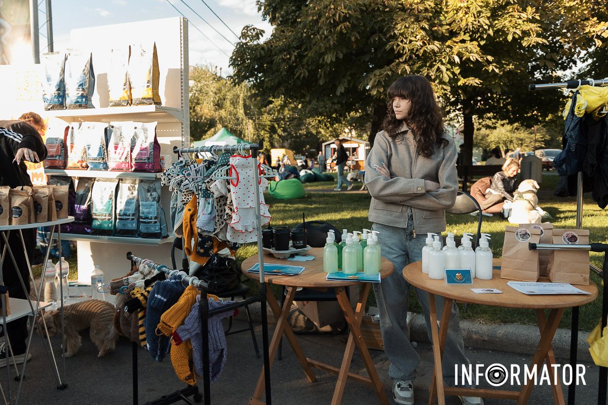 Дефіле собак, фотозони та море позитиву: у Дніпрі пройшов “Гав-Гав Фест – 2025” 41