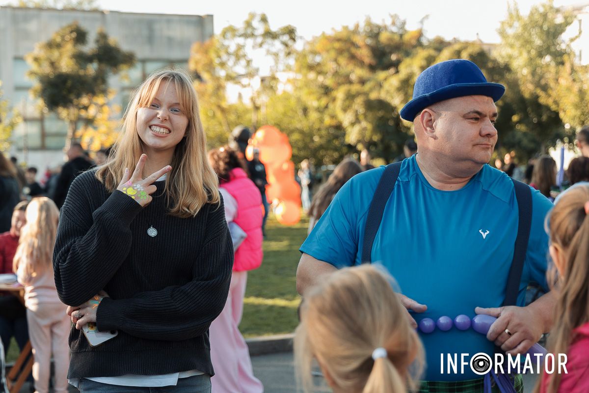 Дефіле собак, фотозони та море позитиву: у Дніпрі пройшов “Гав-Гав Фест – 2025” 43