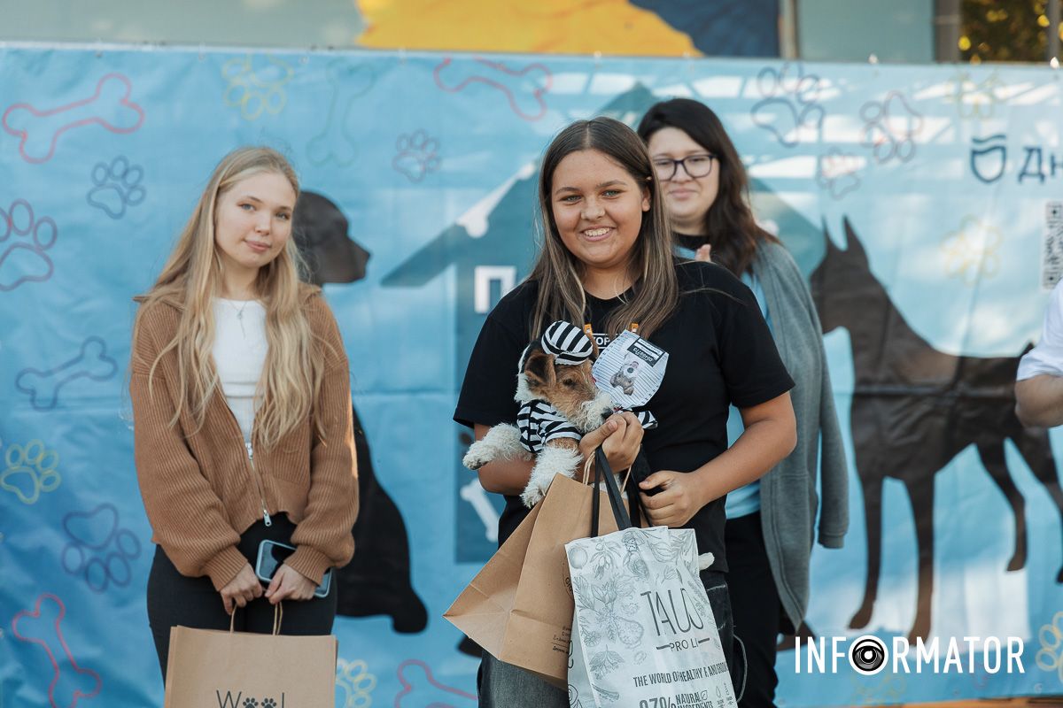 Дефіле собак, фотозони та море позитиву: у Дніпрі пройшов “Гав-Гав Фест – 2025” 56