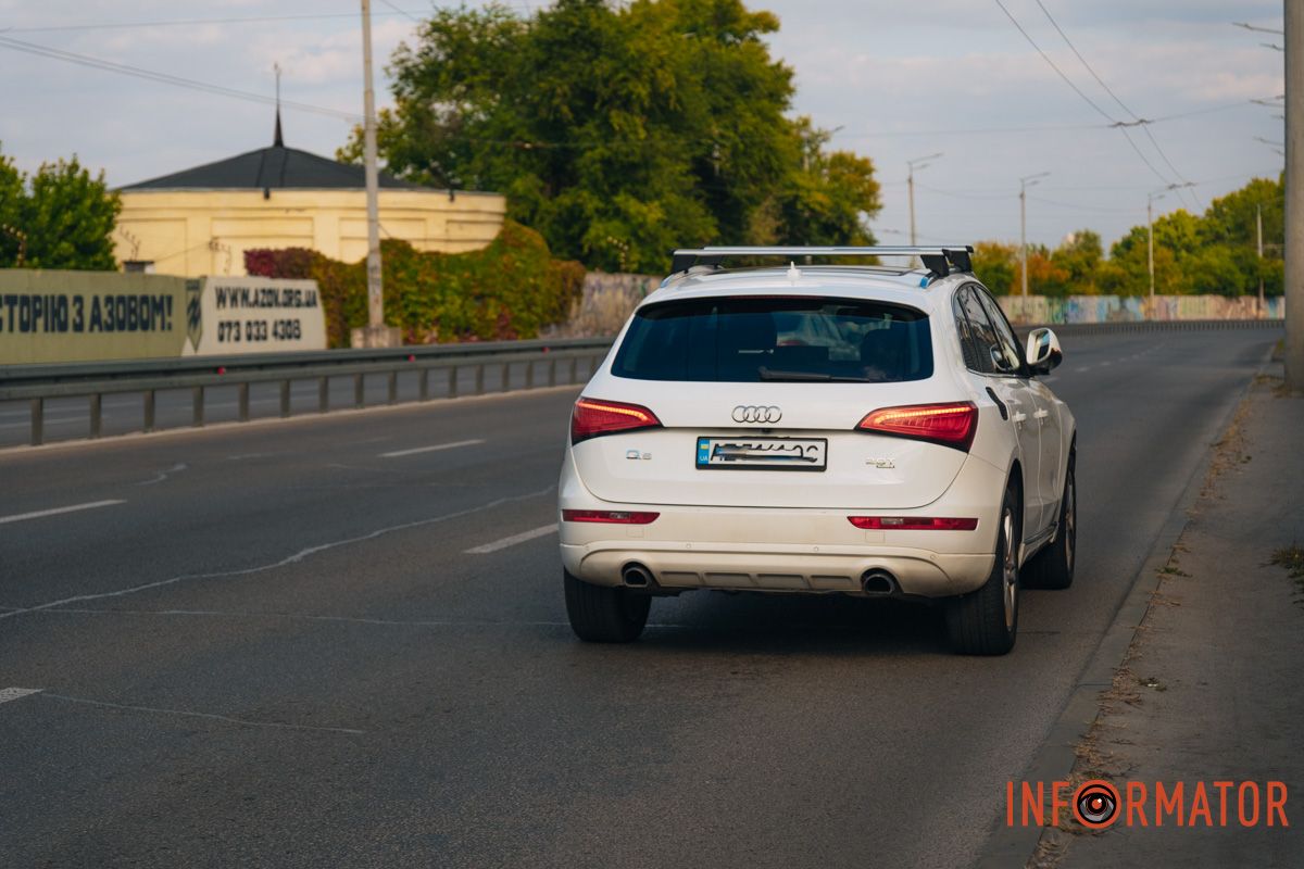 За даними з соцмереж, водій двоколісного втратив керування та впав За даними з соцмереж, водій двоколісного втратив керування та впав