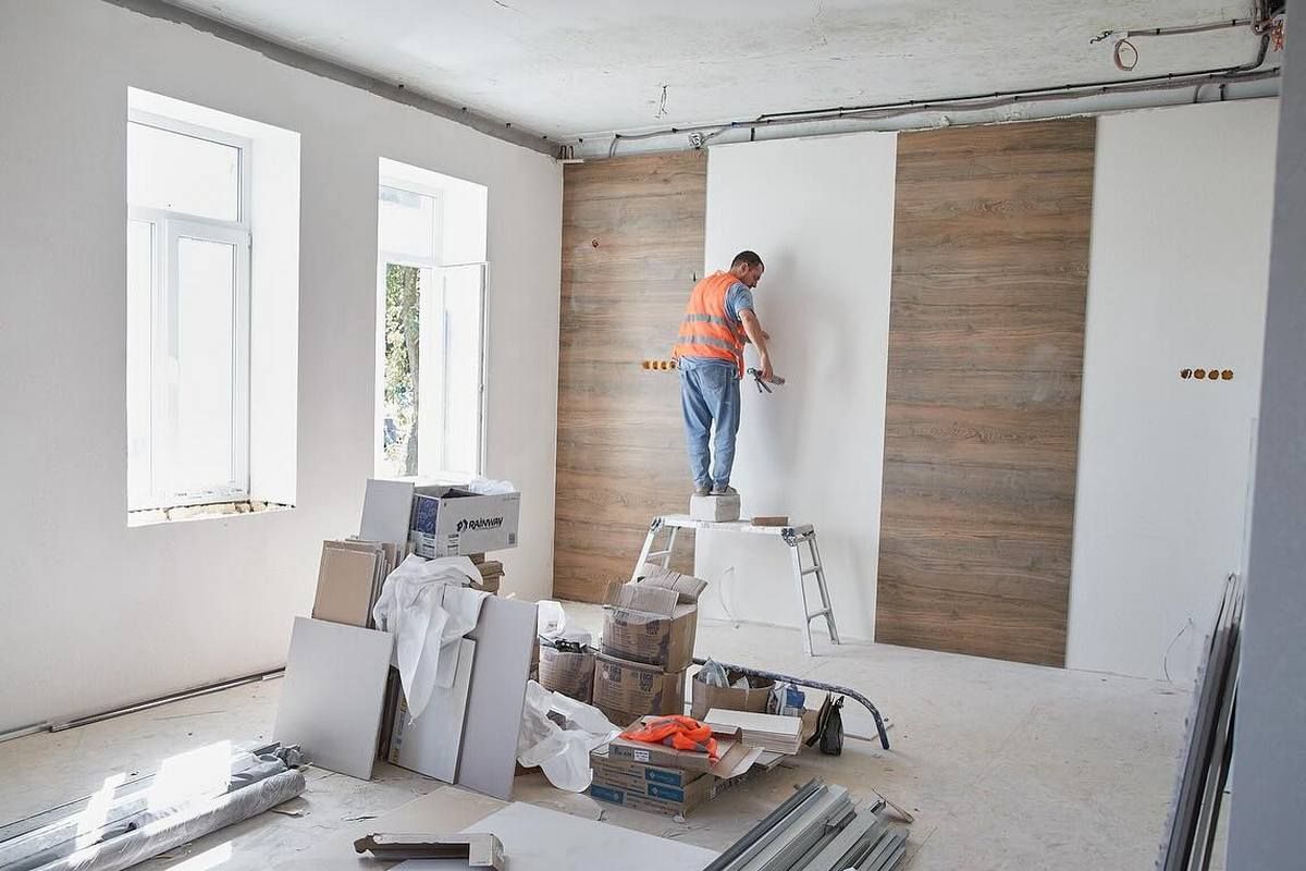 У Кам’янському завершують роботи зі створення Центру соціальної підтримки захисників та їхніх сімей У Кам’янському завершують створення нового Центру соціальної підтримки захисників та їхніх сімей 1