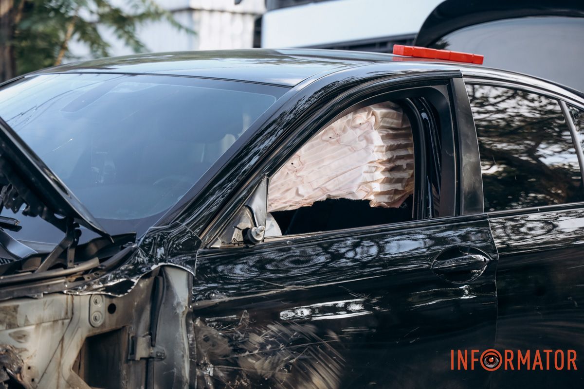 В BMW сработала подушка безопасности