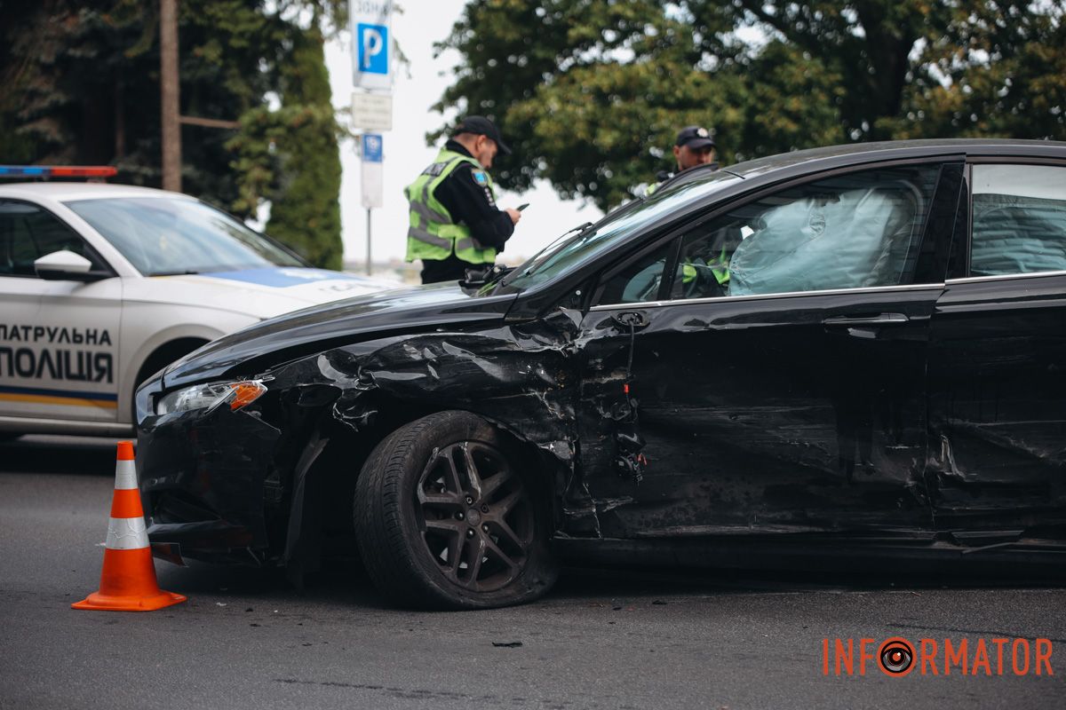 Об этом сообщает Информатор с места происшествия Об этом сообщает Информатор с места происшествия