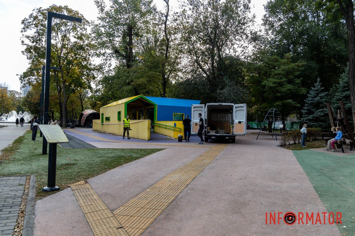 Сквер Героев в Днепре В Днепре в сквере Героев ремонтируют детскую и инклюзивную площадки: подробности 16